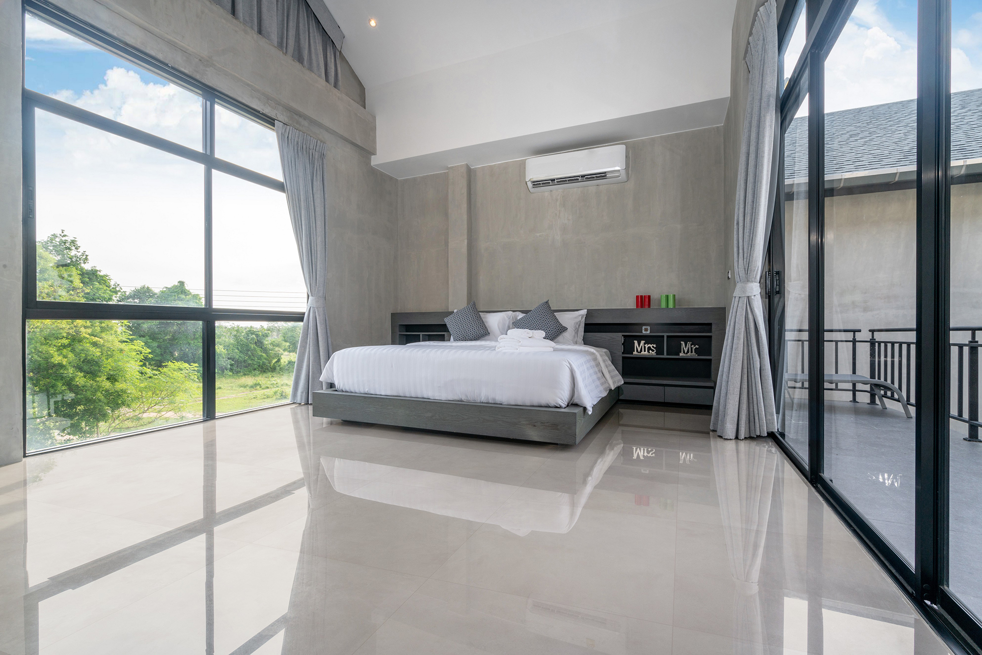 POR 84X84 BARCELONA BLOC POL RT EXTRA DELTA